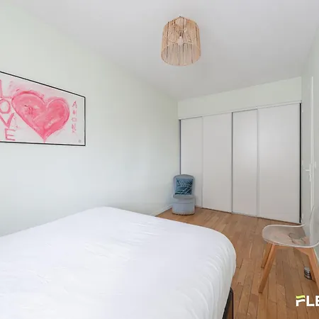 Elegant T3 3 Double Beds 15th Near Parc Brassens Apartment *