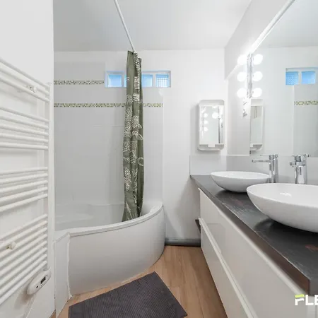 Elegant T3 3 Double Beds 15th Near Parc Brassens * Paris